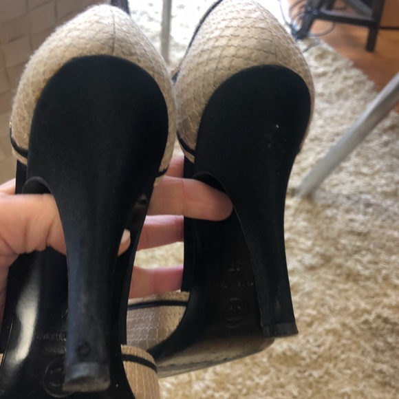 CHANEL CLASSIC Mary Jane 4” Logo Ankle Strap - Picture 5 of 7